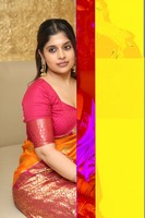 Aishwarya Holakkal Gallery